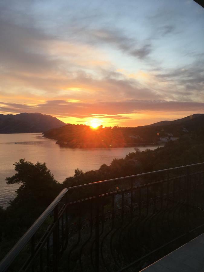 The View **** Apartment ราชิตเช ภายนอก รูปภาพ